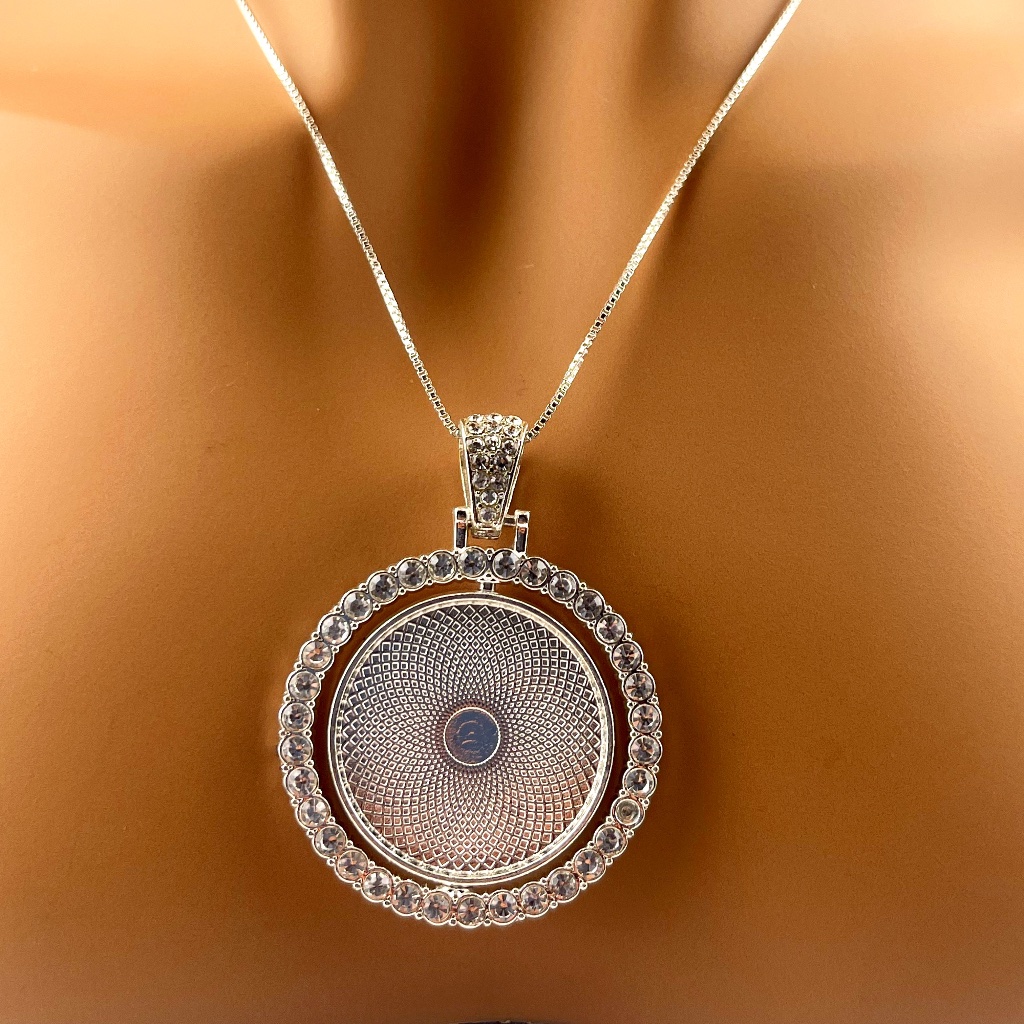 Stunning Spinning Picture Pendant, Memory Pendant, Picture Charm, Memorial Charm